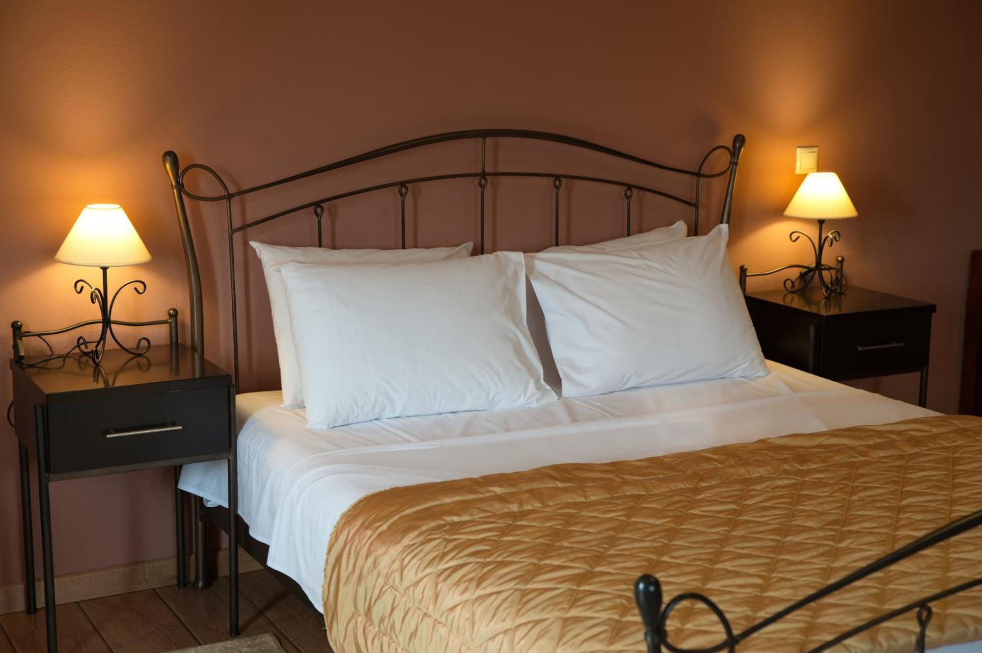 Hotel Agnanti Unique Hospitality كاستوريا المظهر الخارجي الصورة