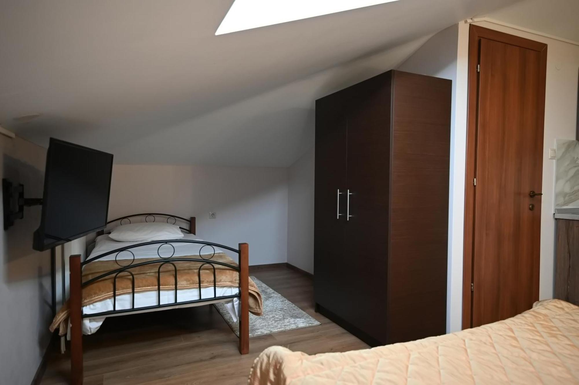 Hotel Agnanti Unique Hospitality كاستوريا المظهر الخارجي الصورة